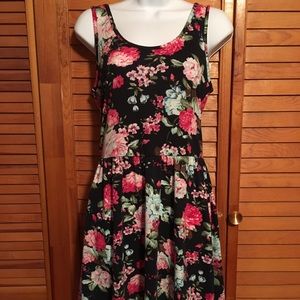 Cute Floral dress. NWT